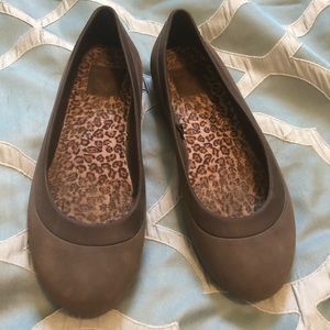 Crocs slip on round toe